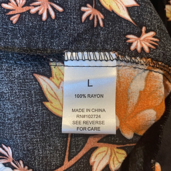 Grand & Greene Top - Picture 5 of 12